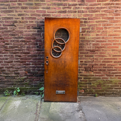 Circles Tofani Door + Transom